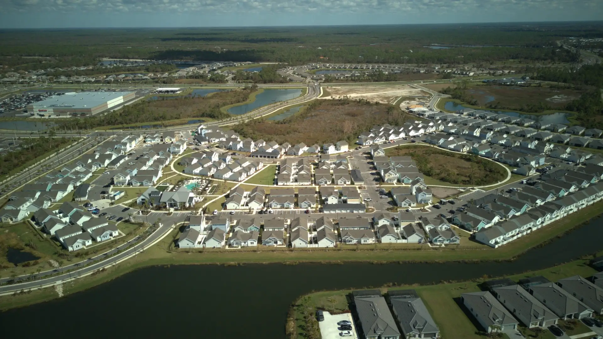 Aerial view of a typical neighborhood in an American suburb.