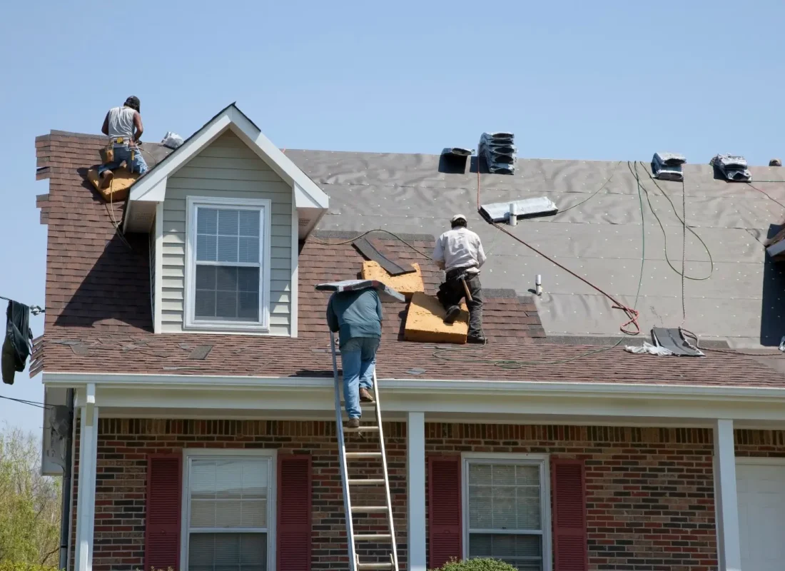 Roofers working.